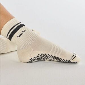 Pride & Co Cream and Black Athletic Socks